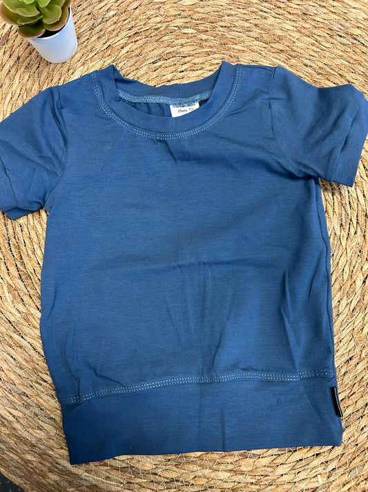 Le basique t-shirt bleu denim 12-36 mois