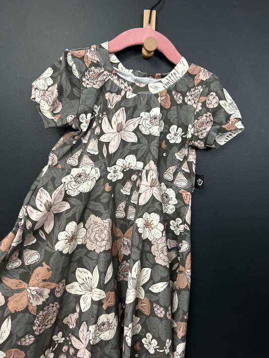 Robe fleurs neutre 3-6 ans